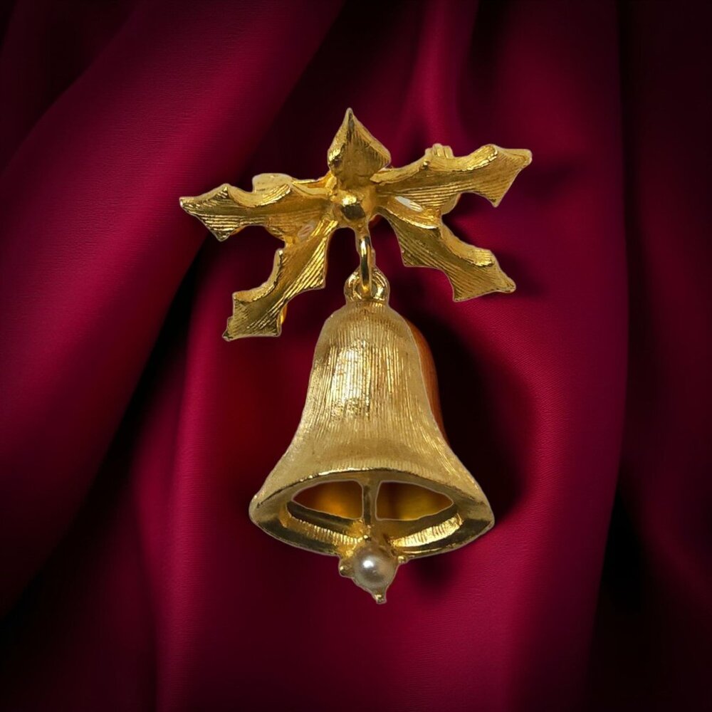 Vintage Dodds Textured Goldtone and Faux Pearl Christmas Bell Brooch / Pin,